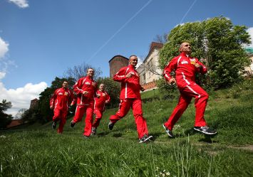 Semper Fi team trening pod Wawelem przed Marine Corps Marathon 2014