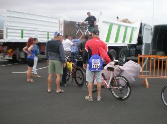 La Santa Club bike transfer przed Ironman Lanzarote Triathlon 2015